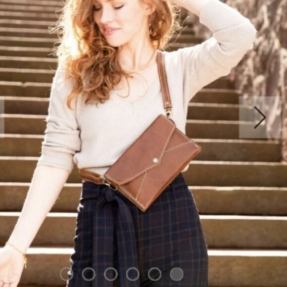 Portland Leather Goods Brown Crossbody Envelope Purse - Picture 12 of 13